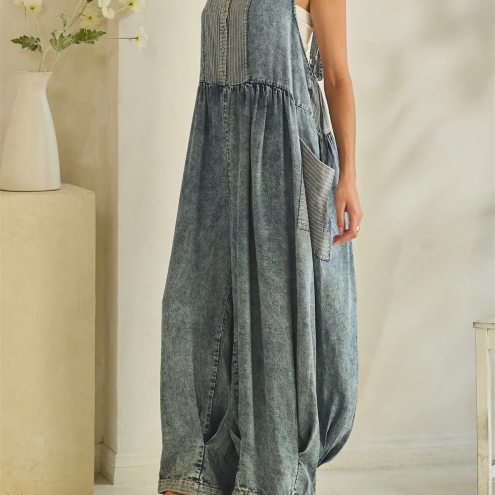💕Oli & Hali Women's Blue Denim Jumpsuit - Picture 6 of 11